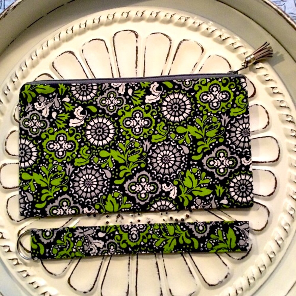 Cotton Set - Handmade Zippered Fashion Set: Bag & Key Chain Brand New Unused